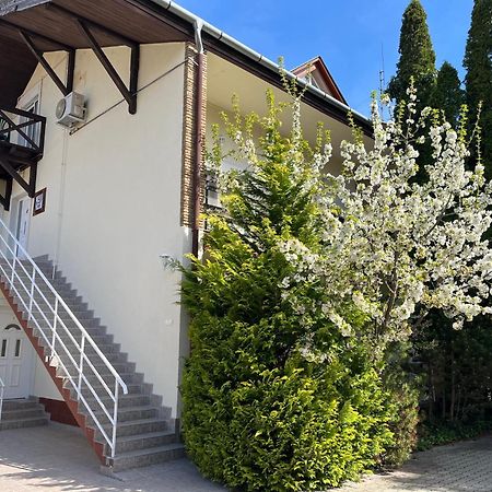 Jókai Apartmanház Heviz Bagian luar foto